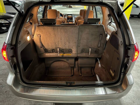 2007 Toyota Sienna CE 7-Passenger