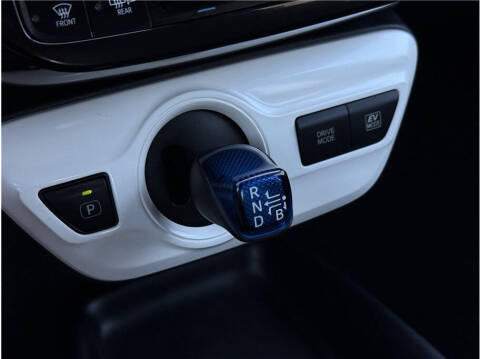 2016 Toyota Prius Two