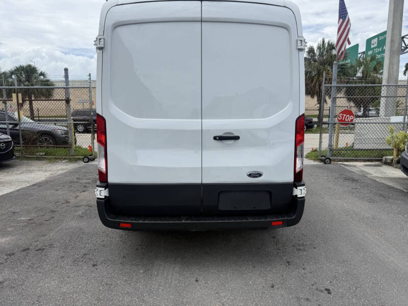 2018 Ford Transit 150
