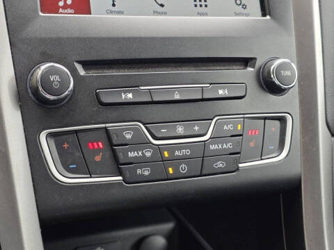 2018 Ford Fusion Hybrid SE