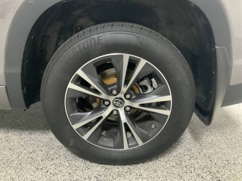 2018 Toyota Highlander LE