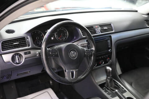 2014 Volkswagen Passat 1.8T SE PZEV