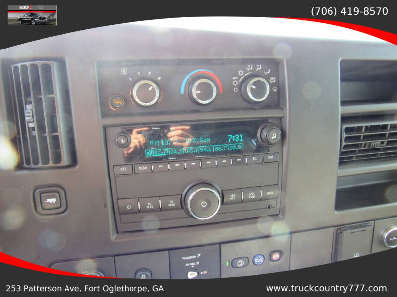 2022 Chevrolet Express 2500