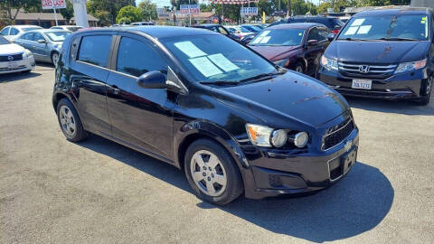 2016 Chevrolet Sonic LS Auto