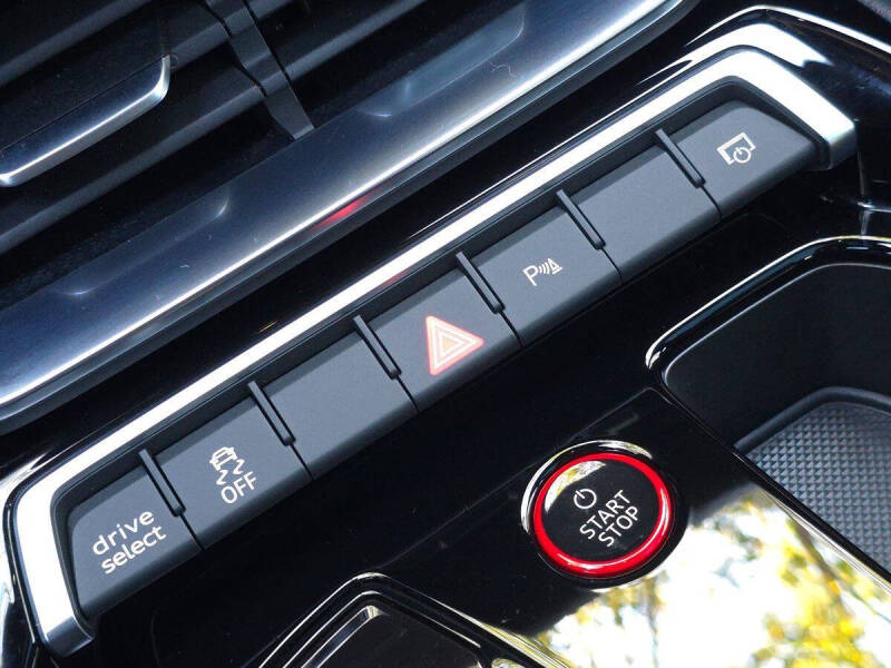 2023 Audi e-tron GT quattro Premium Plus