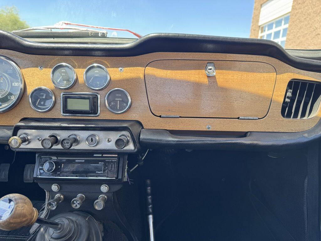 1965 Triumph TR4 22