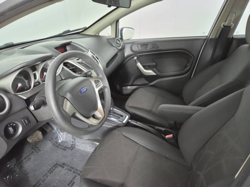 2012 Ford Fiesta SE