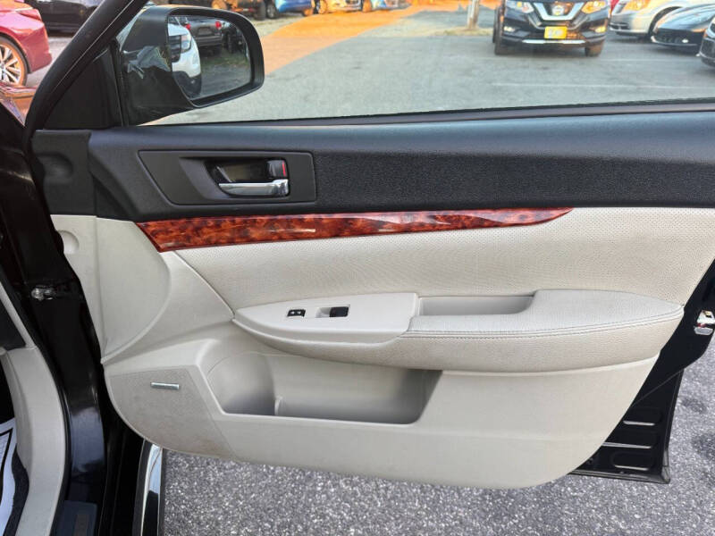 2010 Subaru Legacy 2.5i Limited