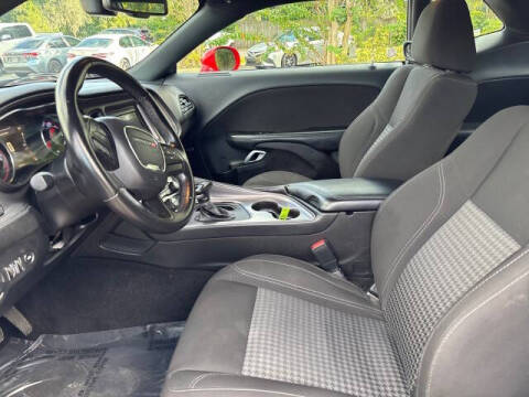 2023 Dodge Challenger SXT