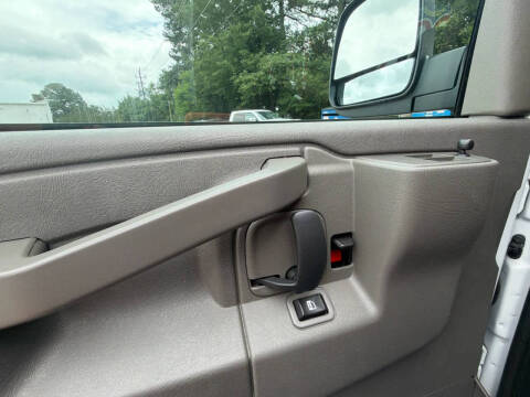 2024 Chevrolet Express 2500