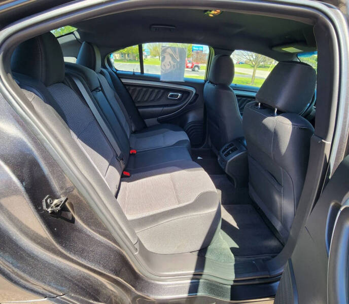 2017 Ford Taurus SEL
