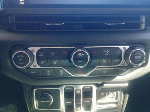 2025 Jeep Wrangler Rubicon X