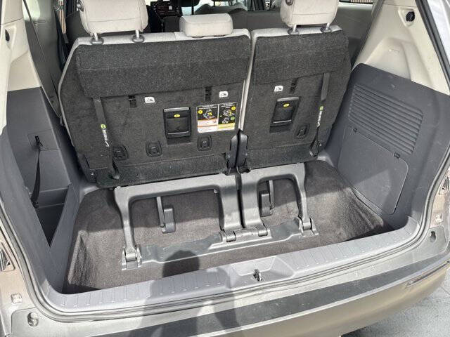 2024 Toyota Sienna LE 8-Passenger