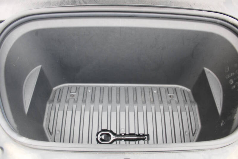 2021 Tesla Model Y Standard Range