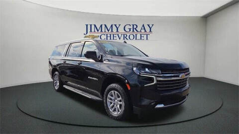 2023 Chevrolet Suburban LT