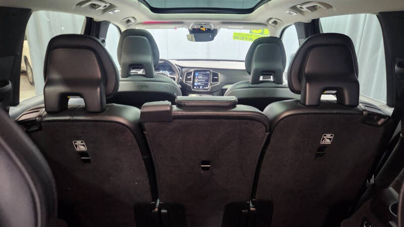2018 Volvo XC90 T5 Momentum 7-Passenger