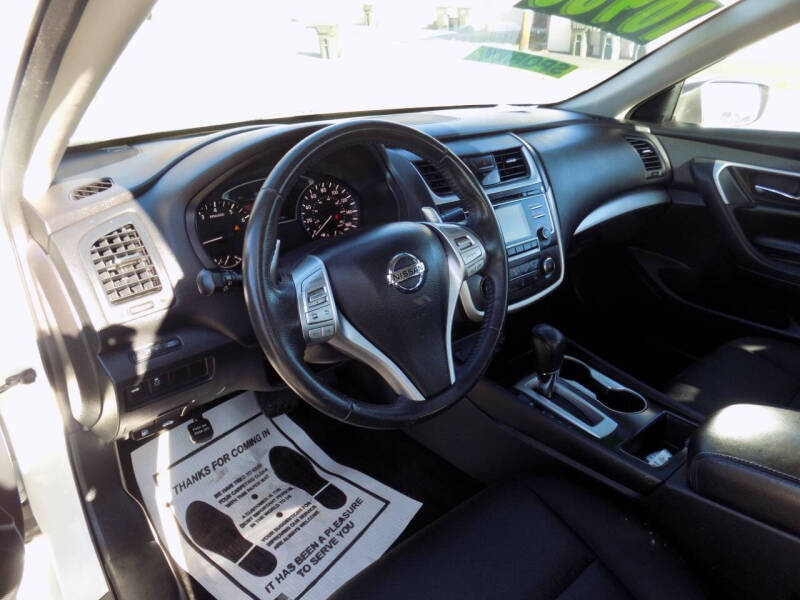 2017 Nissan Altima 2.5 SR