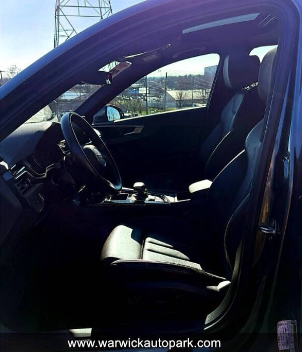 2023 Audi A4 quattro S line Premium 45 TFSI