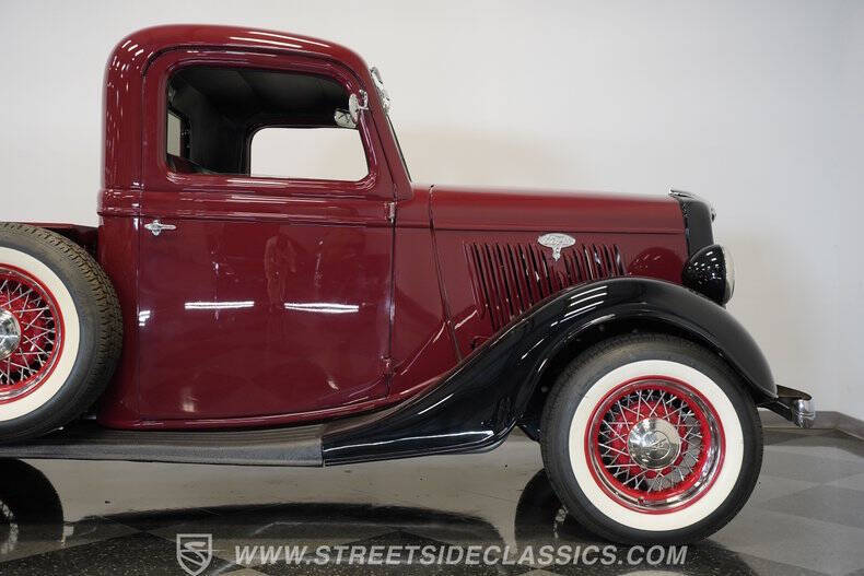 1935 Ford F-100