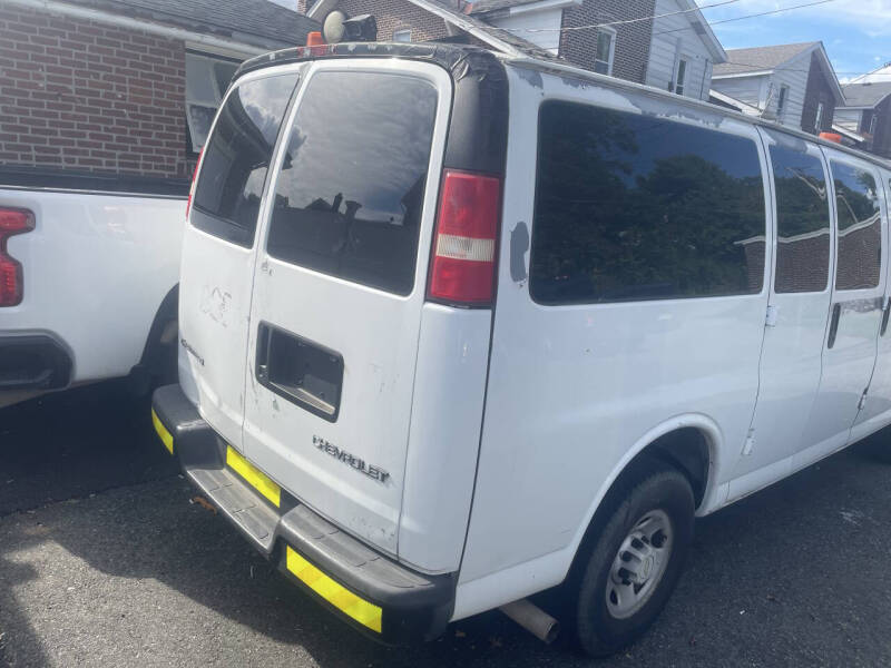 2005 Chevrolet Express 2500