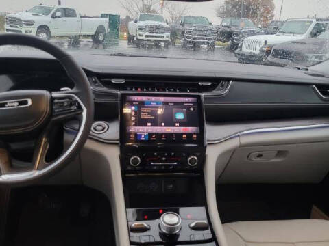 2022 Jeep Grand Cherokee Overland 4xe