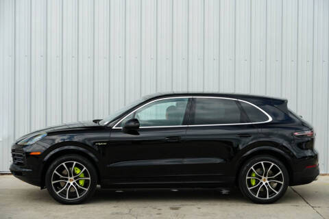 2022 Porsche Cayenne E-Hybrid