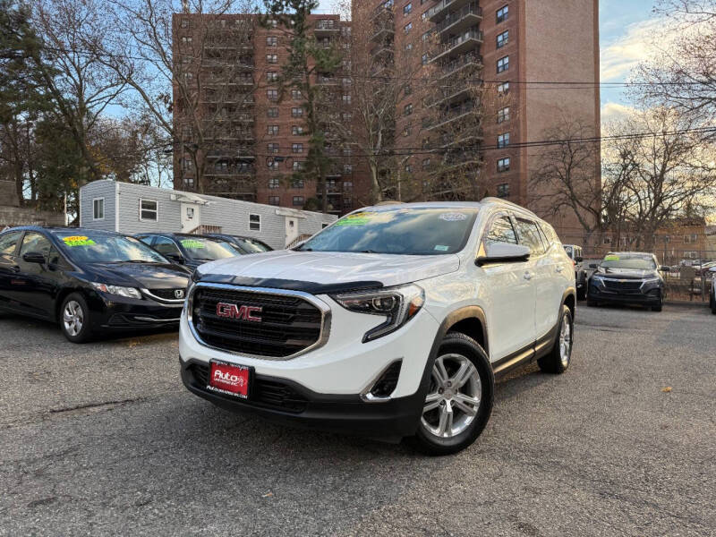 2018 GMC Terrain SLE photo 2