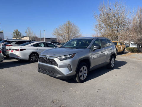 2023 Toyota RAV4 LE