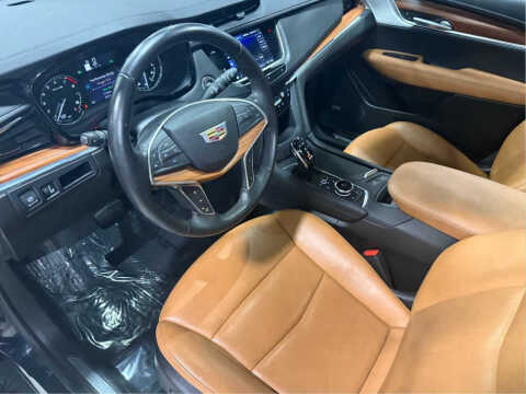 2021 Cadillac XT5 Premium Luxury