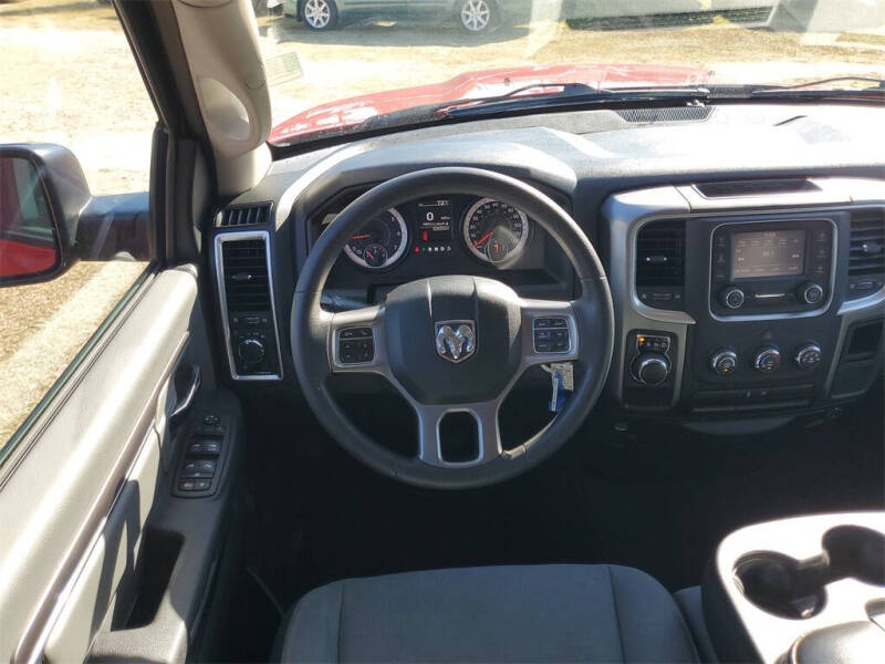 2024 RAM 1500 Classic SLT