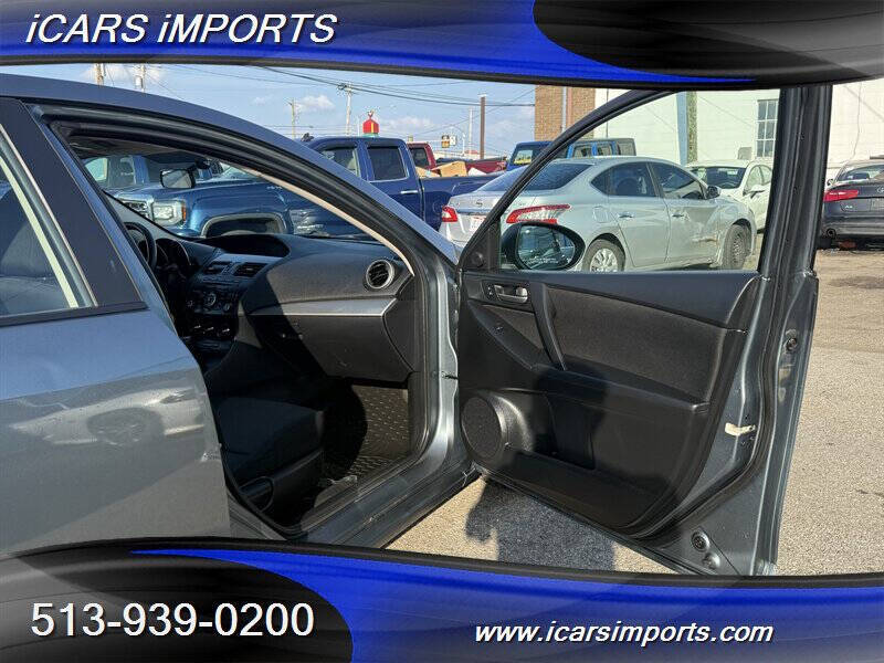 2012 Mazda MAZDA3 i Touring