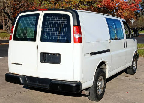 2018 Chevrolet Express 2500