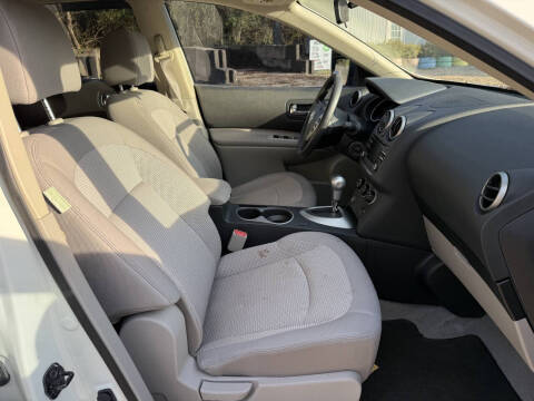 2013 Nissan Rogue SV