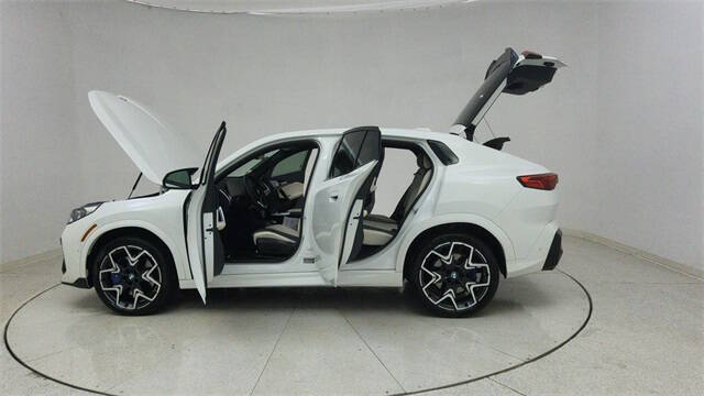 2025 BMW X2 M35i