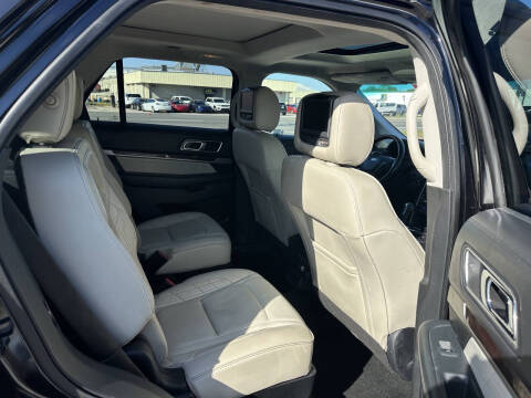 2017 Ford Explorer Platinum