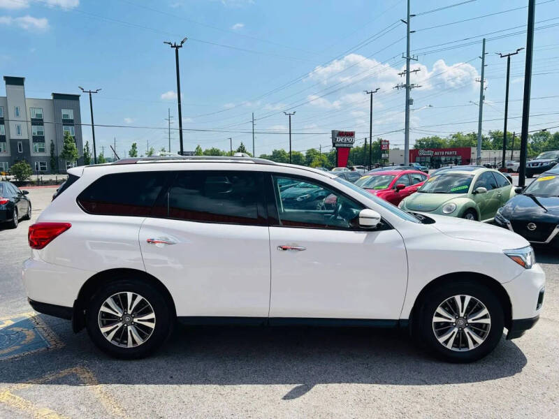 2017 Nissan Pathfinder