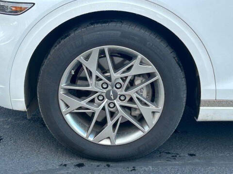 2025 Genesis GV70 2.5T Standard