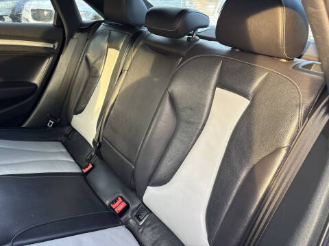 2015 Audi S3 2.0T quattro Prestige