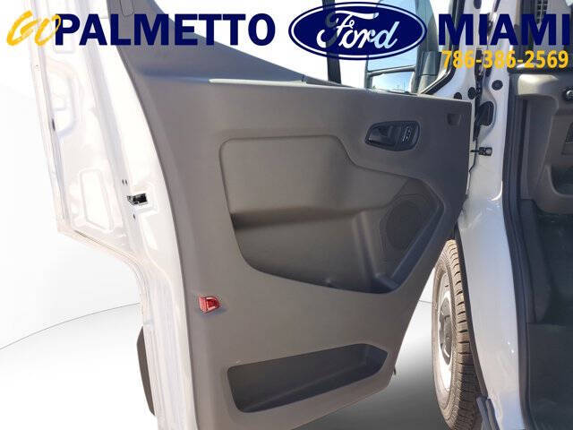 2025 Ford Transit