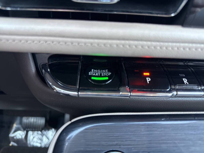 2021 Lincoln Nautilus Reserve