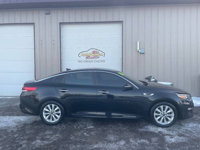 2016 Kia Optima LX's photo