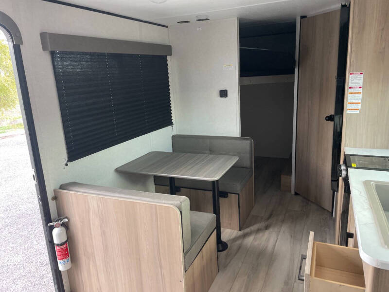 2025 Keystone RV Coleman M23B