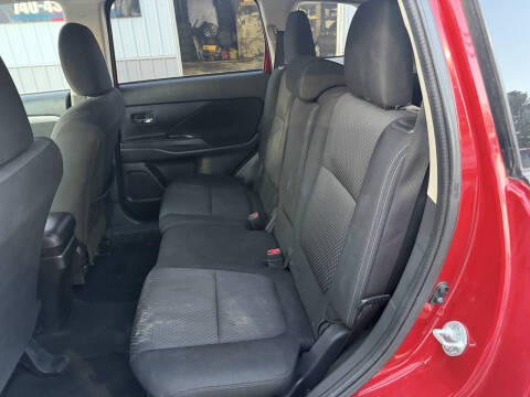 2018 Mitsubishi Outlander ES