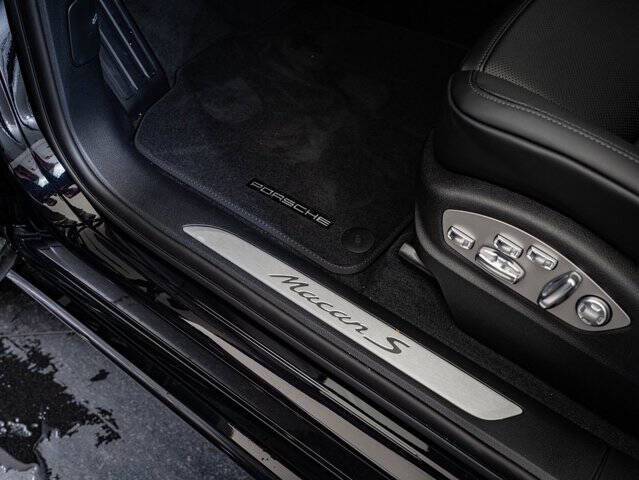 2026 Porsche Macan S