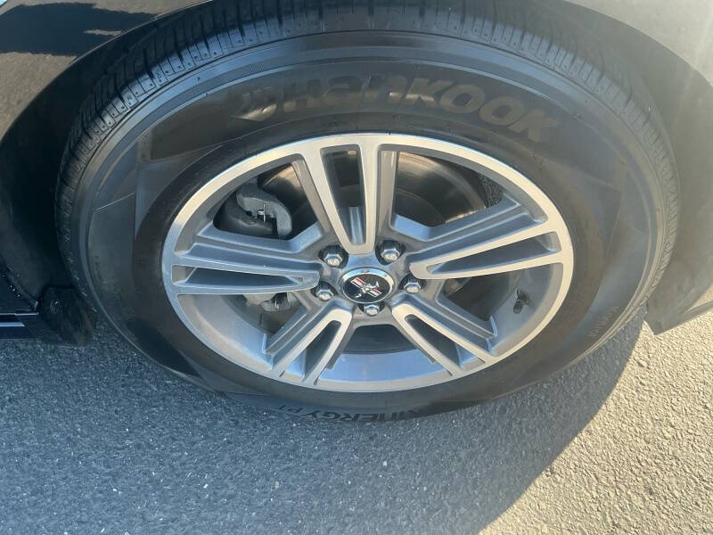 2013 Ford Mustang V6