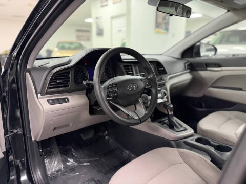 2019 Hyundai Elantra