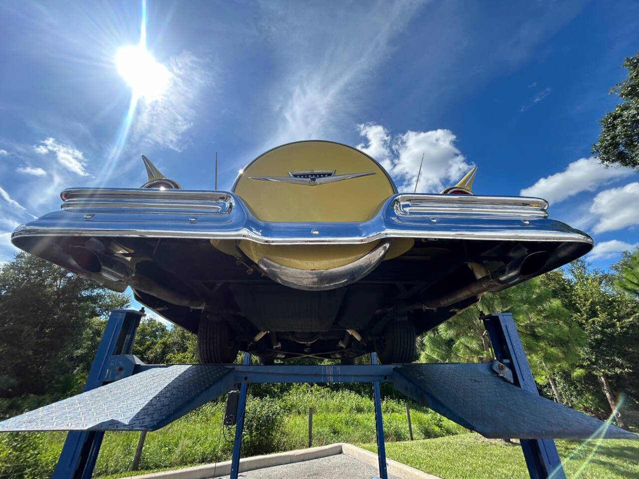 1957 Ford Fairlane 500 28