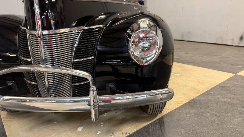 1940 Ford Deluxe
