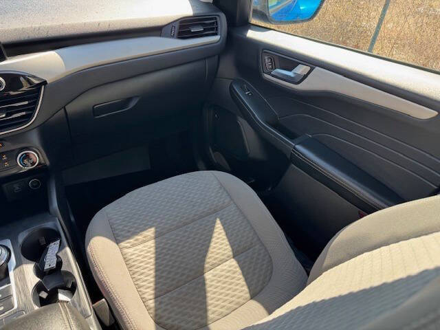 2021 Ford Escape SE