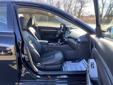 2023 Nissan Altima 2.5 SR